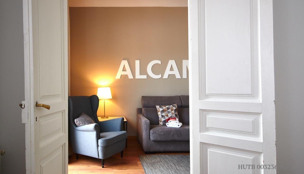 Apartmán Alcam Rizal Barcelona Exteriér fotografie